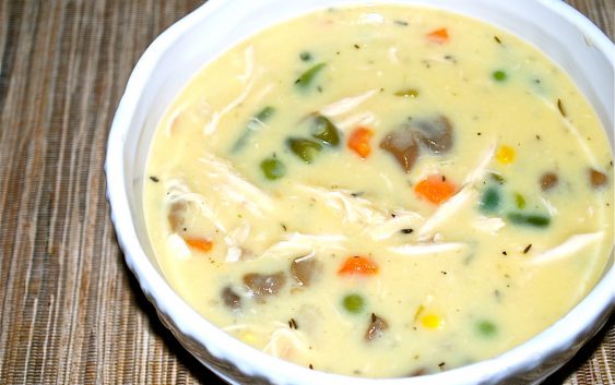 Сливочный суп с рисом и грибами. Кулинарный сайт «Вкусно и точка». Vkusno-i-tochka.ru
