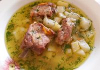 Картофельный суп со свиными рёбрышками